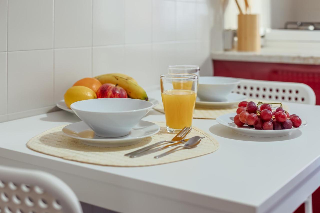 Elegant 3 Bedroom Apt - City Centre - Garage - Metro Lisboa Екстериор снимка